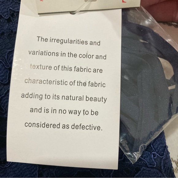 David’s Bridal navy lace gown size 4 - Picture 7 of 15